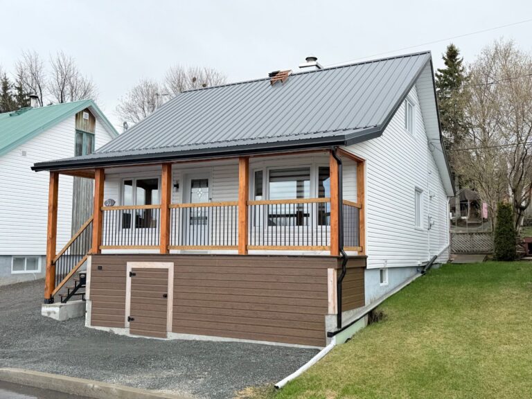 Maison à un étage et demi, 50 Rue De Gaulle, Lévis (Desjardins)
